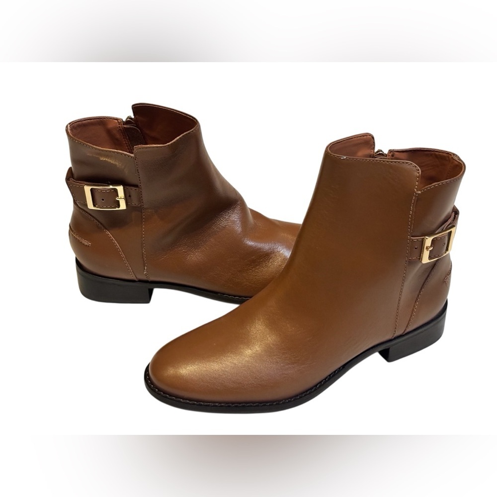 NWOB Talbots Cognac Brown Leather Ankle Boots Gold Buckle Side Zip Size 8,5